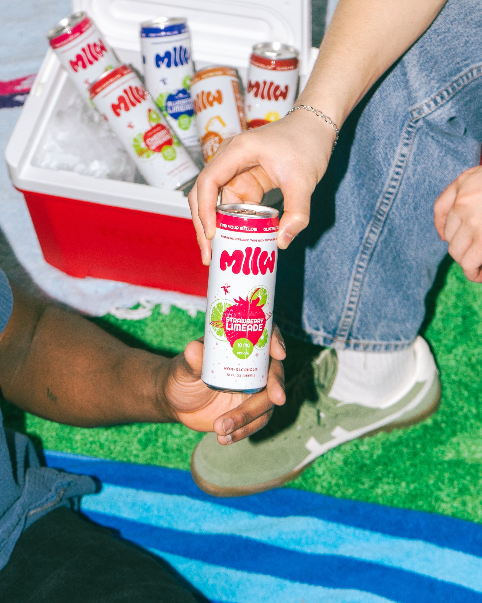 Strawberry Sparkling Limeade (4-Pack)